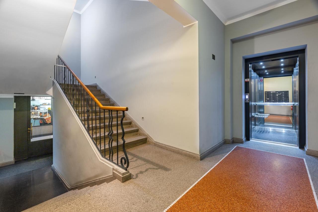 Dlouha Palace - Live In One Of The Streets Apartamento